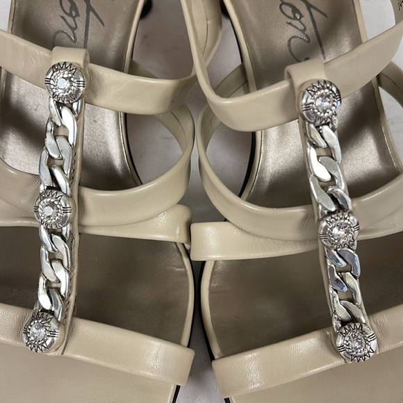 Brighton TESORO Kitten Heel Sandals Women’s Size 9 Color - Biscotti - Taupe - Picture 13 of 16